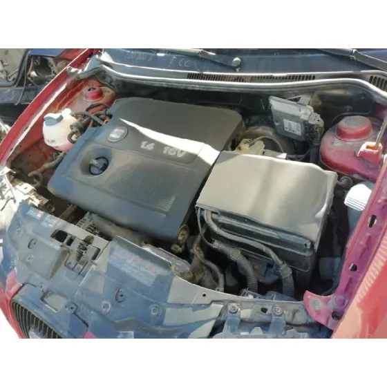 SEAT IBIZA (6L1) '2003 STELLA ROJO