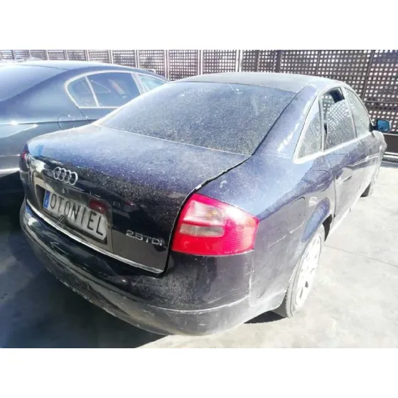 AUDI A6 BERLINA (4B2) '2000 2.5 TDI NEGRO