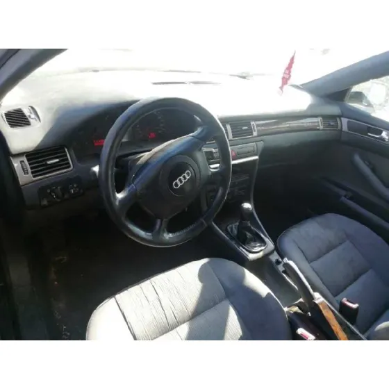 AUDI A6 BERLINA (4B2) '2000 2.5 TDI NEGRO