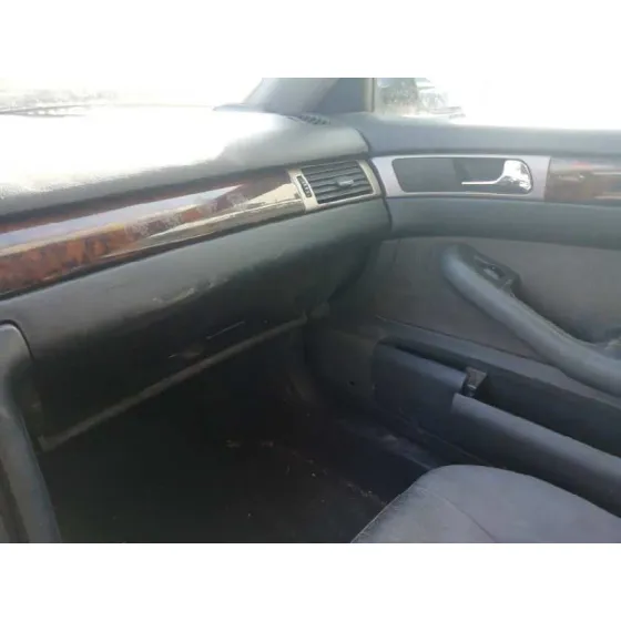 AUDI A6 BERLINA (4B2) '2000 2.5 TDI NEGRO