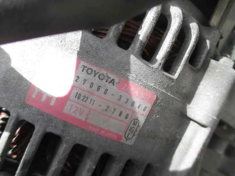TOYOTA YARIS (NCP1/NLP1/SCP1) '2005 1.4 D-4D EXPO GRIS