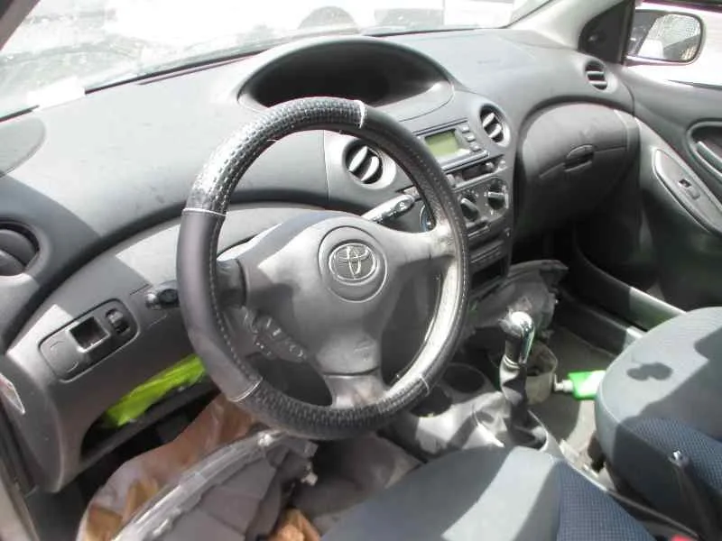 TOYOTA YARIS (NCP1/NLP1/SCP1) '2005 1.4 D-4D EXPO GRIS