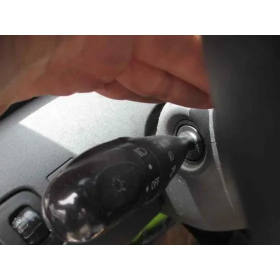 TOYOTA YARIS (NCP1/NLP1/SCP1) '2005 1.4 D-4D EXPO GRIS