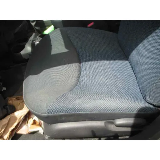 TOYOTA YARIS (NCP1/NLP1/SCP1) '2005 1.4 D-4D EXPO GRIS