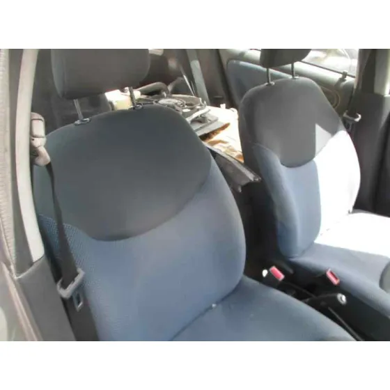 TOYOTA YARIS (NCP1/NLP1/SCP1) '2005 1.4 D-4D EXPO GRIS