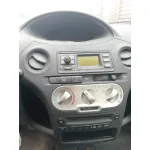 TOYOTA YARIS (NCP1/NLP1/SCP1) TOYOTA YARIS (NCP1/NLP1/SCP1) '2003 * GRIS PLATA 1999