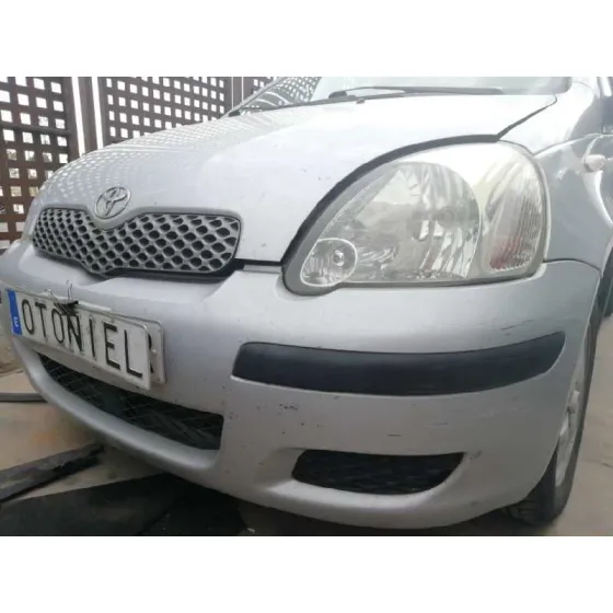 TOYOTA YARIS (NCP1/NLP1/SCP1) '2003 * GRIS PLATA