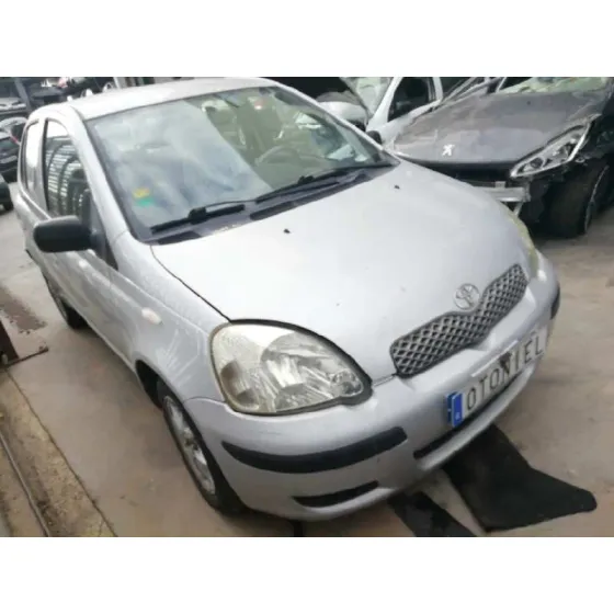 TOYOTA YARIS (NCP1/NLP1/SCP1) '2003 * GRIS PLATA