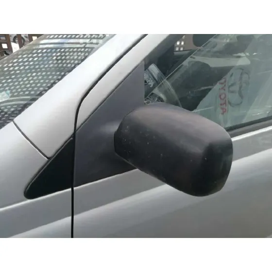 TOYOTA YARIS (NCP1/NLP1/SCP1) '2003 * GRIS PLATA