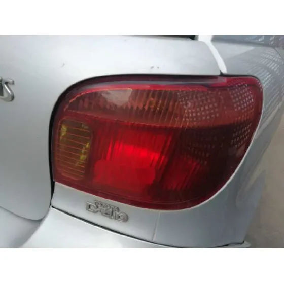 TOYOTA YARIS (NCP1/NLP1/SCP1) '2003 * GRIS PLATA