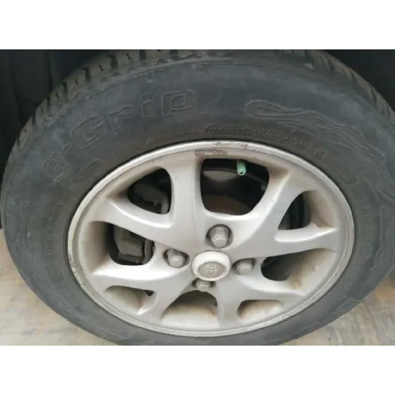 TOYOTA YARIS (NCP1/NLP1/SCP1) '2003 * GRIS PLATA