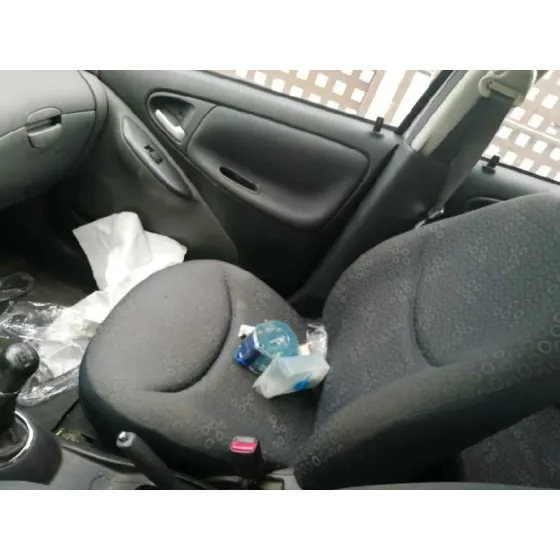 TOYOTA YARIS (NCP1/NLP1/SCP1) '2003 * GRIS PLATA