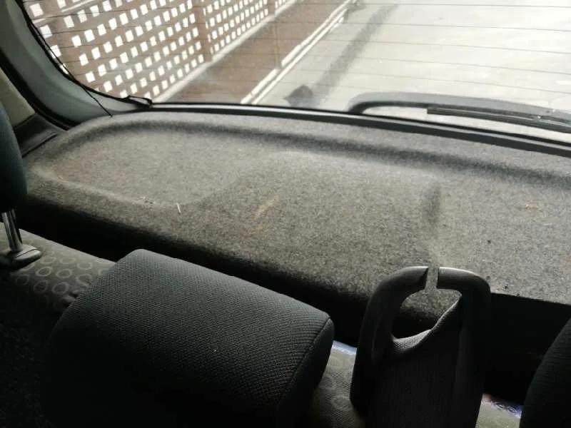 TOYOTA YARIS (NCP1/NLP1/SCP1) '2003 * GRIS PLATA