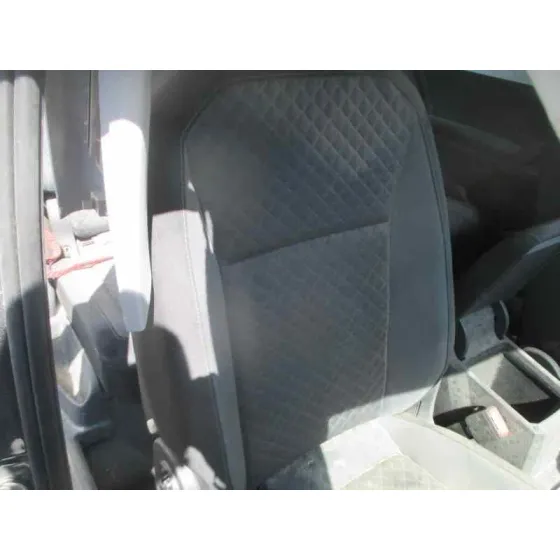 VOLKSWAGEN TIGUAN '2017 ADVANCE BMT GRIS METALIZADO