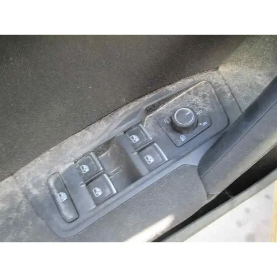 VOLKSWAGEN TIGUAN '2017 ADVANCE BMT GRIS METALIZADO