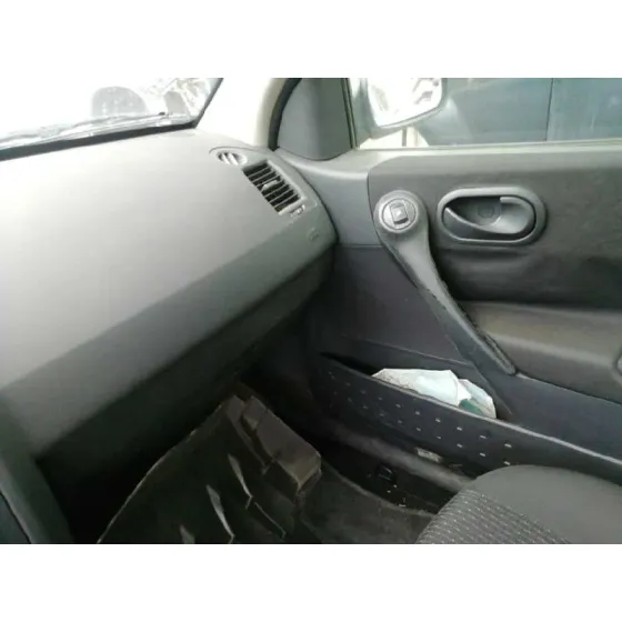 RENAULT MEGANE II FAMILIAR '2004 AUTHENTIQUE BLANCO