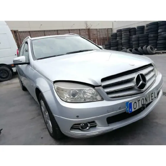 MERCEDES CLASE C (W204) FAMILIAR '2009 220 T CDI BLUEEFFICIENCY (204.202) PLATA