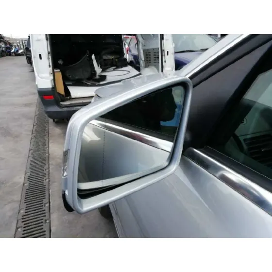 MERCEDES CLASE C (W204) FAMILIAR '2009 220 T CDI BLUEEFFICIENCY (204.202) PLATA