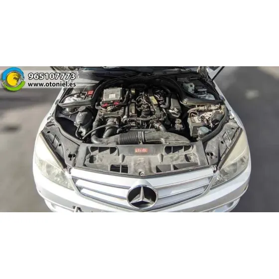 MERCEDES CLASE C (W204) FAMILIAR '2009 220 T CDI BLUEEFFICIENCY (204.202) PLATA