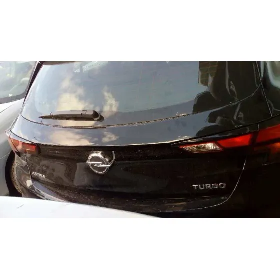 OPEL ASTRA K LIM. 5TÜRIG '2018 1.4 16V SIDI TURBO NEGRO