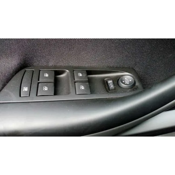 OPEL ASTRA K LIM. 5TÜRIG '2018 1.4 16V SIDI TURBO NEGRO