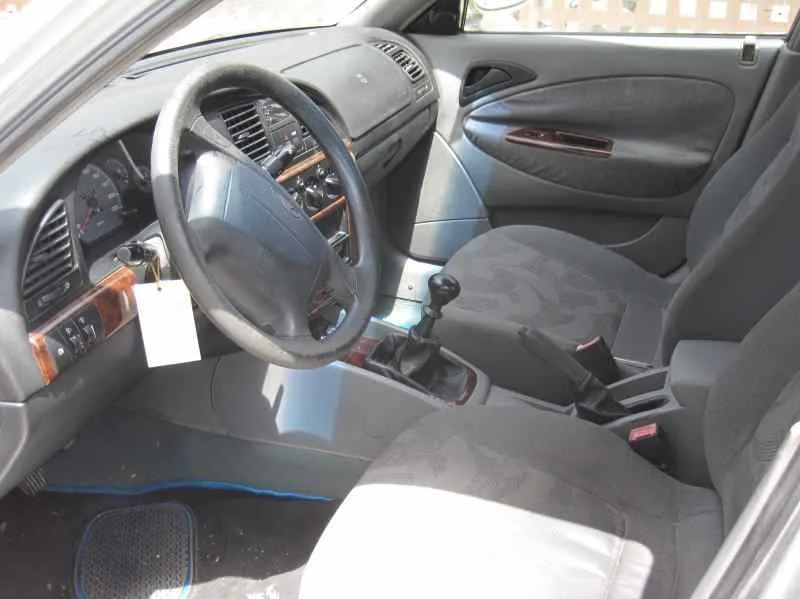 DAEWOO NUBIRA BERLINA '2002 CLASSIC SE GRIS