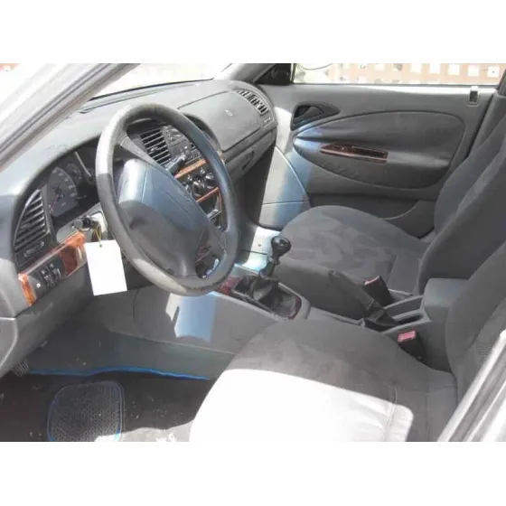 DAEWOO NUBIRA BERLINA '2002 CLASSIC SE GRIS