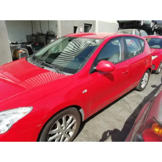 HYUNDAI I30 '2008 CLASSIC ROJO