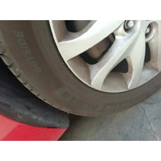 HYUNDAI I30 '2008 CLASSIC ROJO