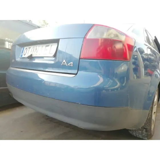 AUDI A4 BERLINA (8E) '2003 2.0 AZUL