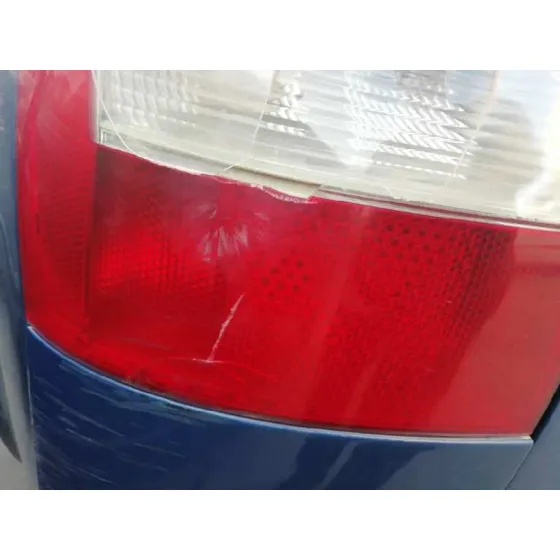 AUDI A4 BERLINA (8E) '2003 2.0 AZUL
