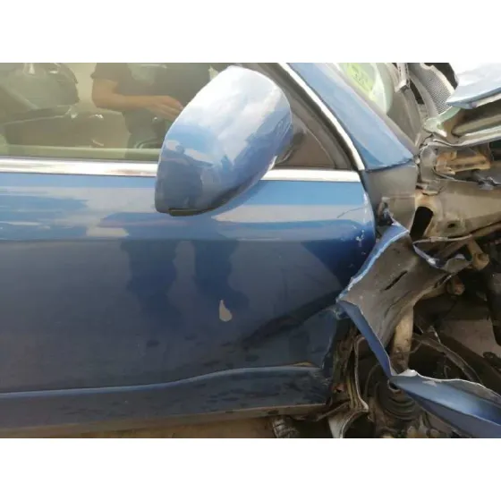 AUDI A4 BERLINA (8E) '2003 2.0 AZUL