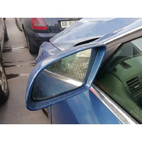AUDI A4 BERLINA (8E) '2003 2.0 AZUL