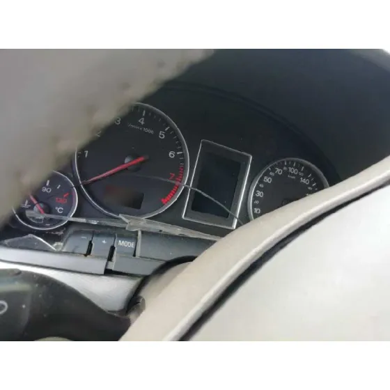 AUDI A4 BERLINA (8E) '2003 2.0 AZUL