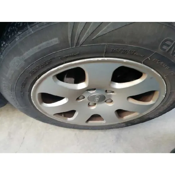 AUDI A4 BERLINA (8E) '2003 2.0 AZUL