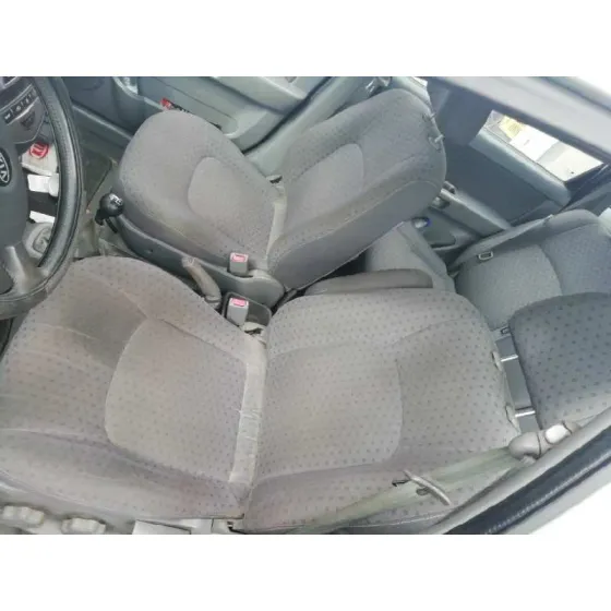 KIA CARENS '2006 2.0 CRDI EX MONOVOLUMEN GRIS