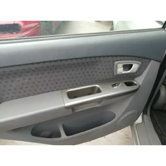 KIA CARENS '2006 2.0 CRDI EX MONOVOLUMEN GRIS