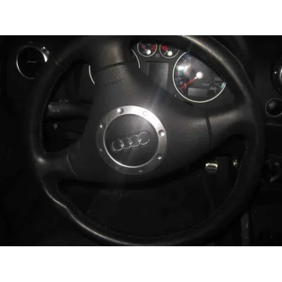 AUDI TT (8N3/8N9) '2004 1.8 T COUPE (110KW) ROJO