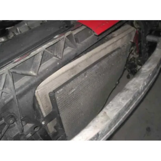 AUDI TT (8N3/8N9) '2004 1.8 T COUPE (110KW) ROJO