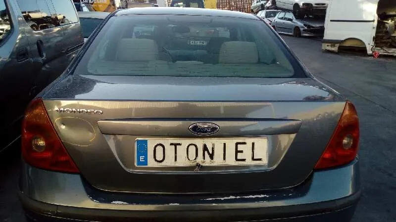 FORD MONDEO BERLINA (GE) '2003 GHIA AZUL