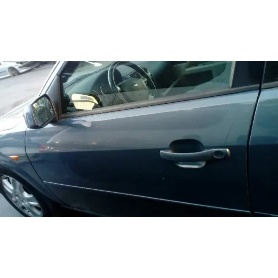 FORD MONDEO BERLINA (GE) '2003 GHIA AZUL