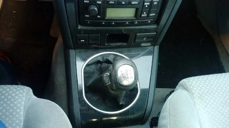 FORD MONDEO BERLINA (GE) '2003 GHIA AZUL