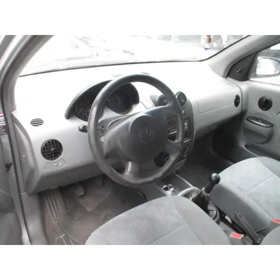 DAEWOO KALOS '2004 1.2 SE PLATA