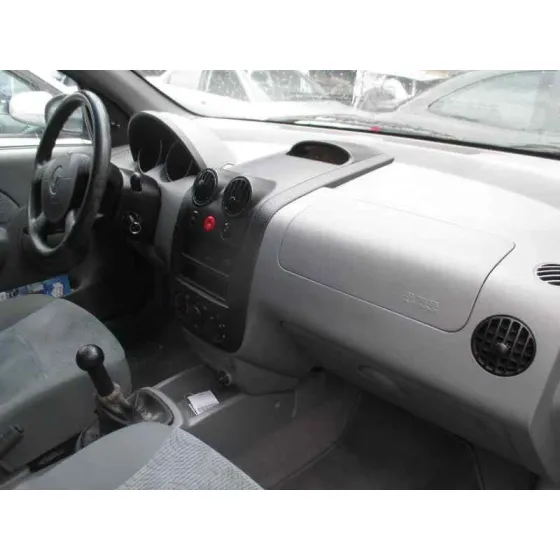 DAEWOO KALOS '2004 1.2 SE PLATA