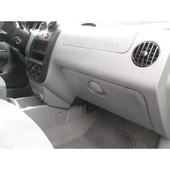 DAEWOO KALOS '2004 1.2 SE PLATA