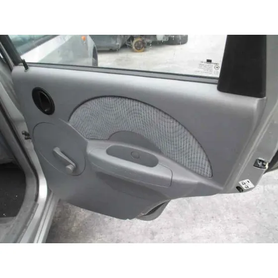 DAEWOO KALOS '2004 1.2 SE PLATA