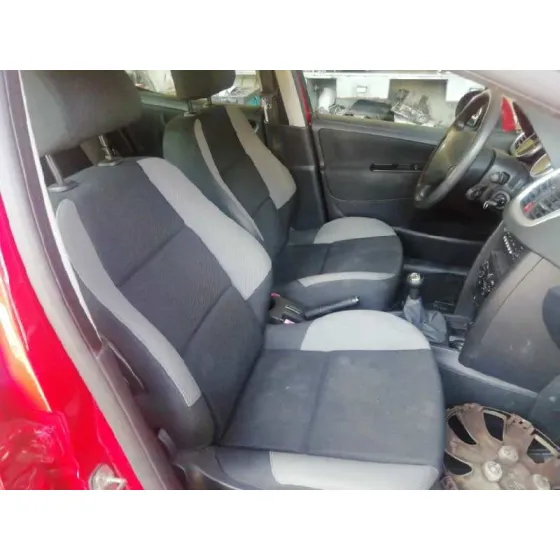 PEUGEOT 207 '2007 X-LINE ROJO