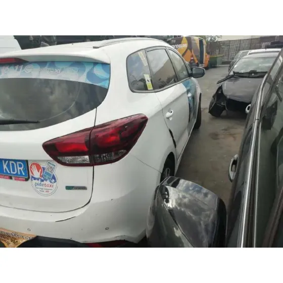 KIA CARENS ( ) '2017 1.7 CRDI CAT BLANCO