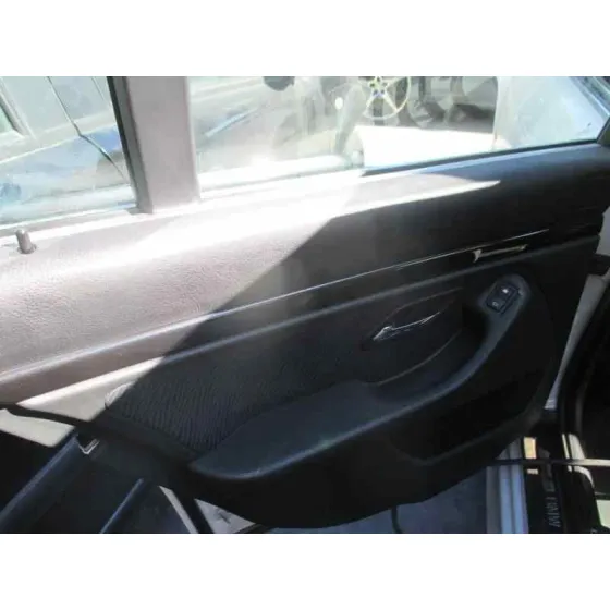 BMW SERIE 5 BERLINA (E39) '2001 2.5 24V TURBODIESEL CAT BLANCO
