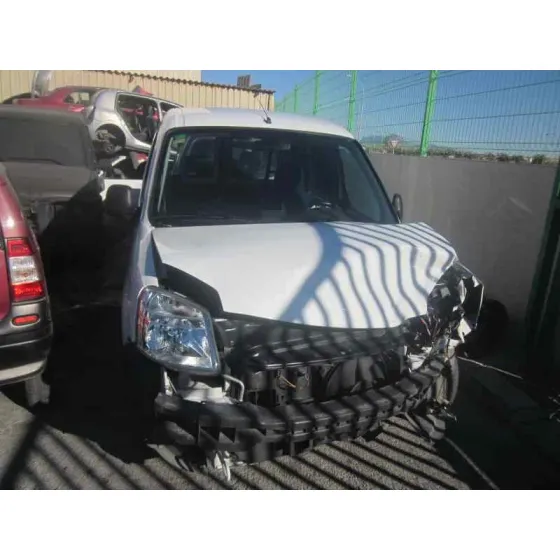 PEUGEOT PARTNER (S2) '2005 COMBIESPACE BLANCO